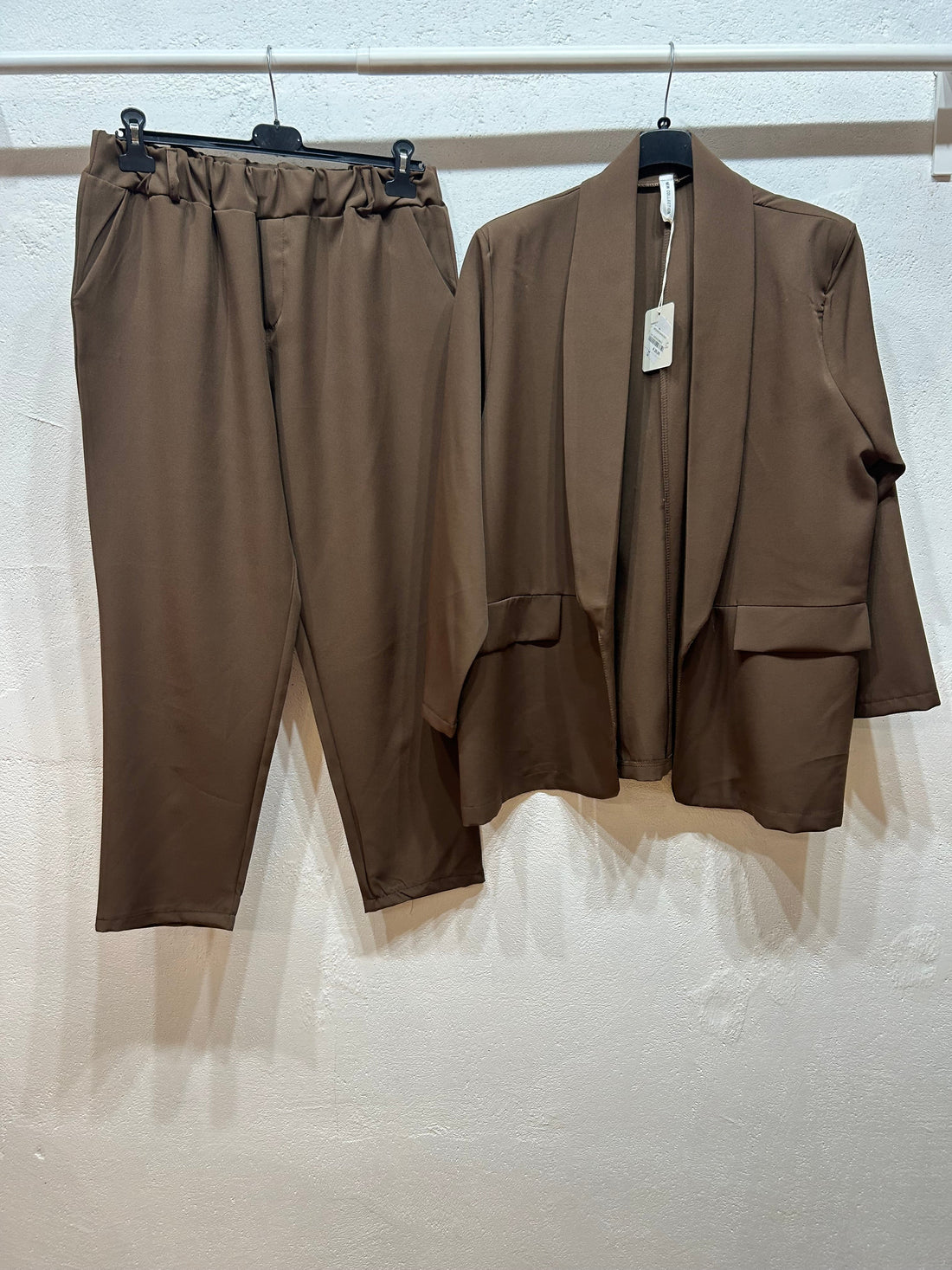 Tailleur Lena